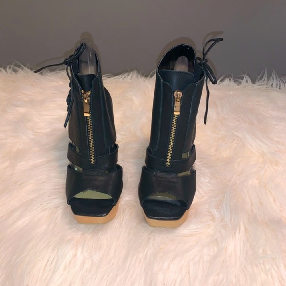 Frederick’s Of Hollywood Zip Front Platform Bootie